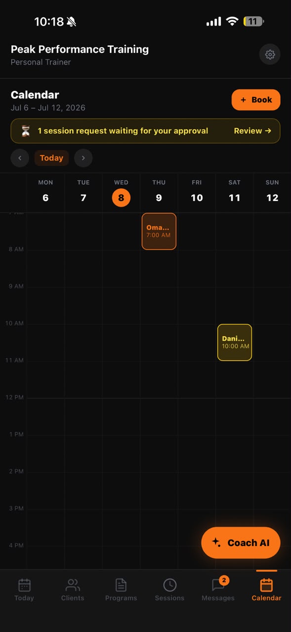 The trainer calendar with a pending approval